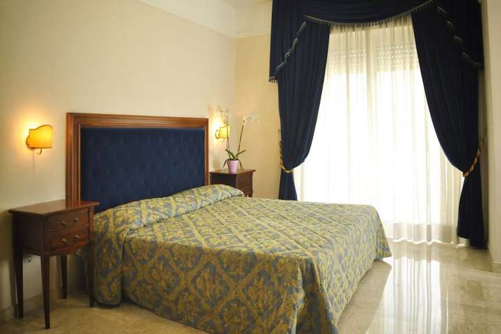 Room 13 of 55
