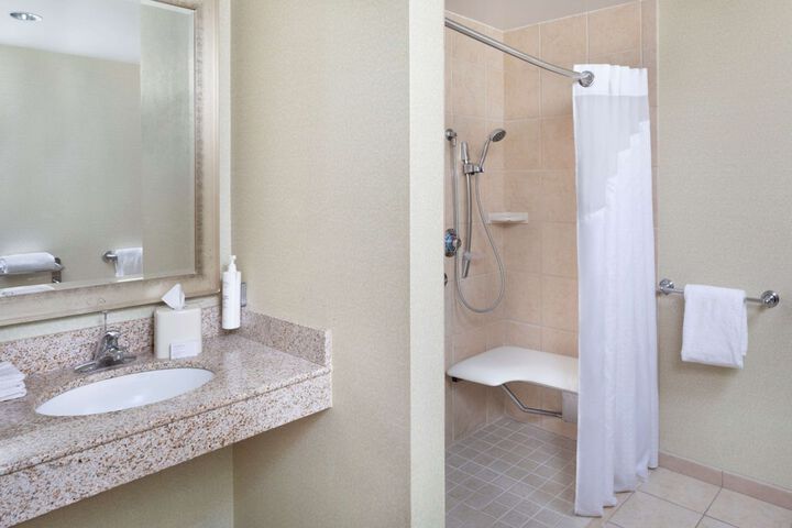 Bathroom shower