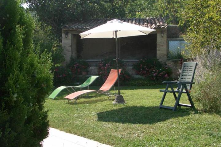 Photo 12