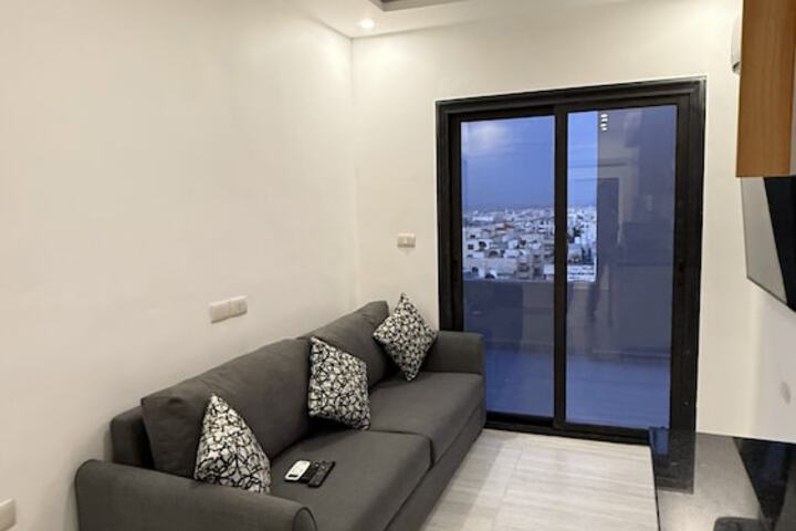 Room 26 of 43
