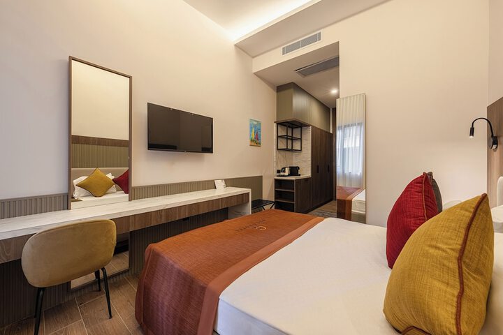 Room 15 of 86