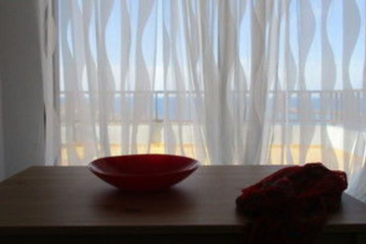 Room 34 of 40