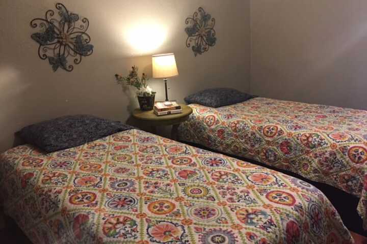 Room 35 of 107