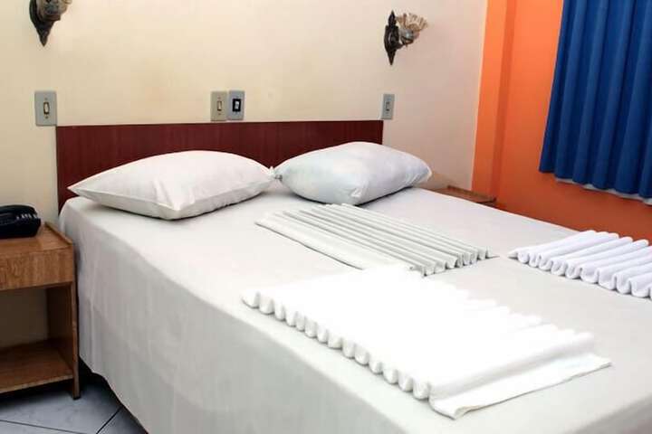 Room 6 of 26