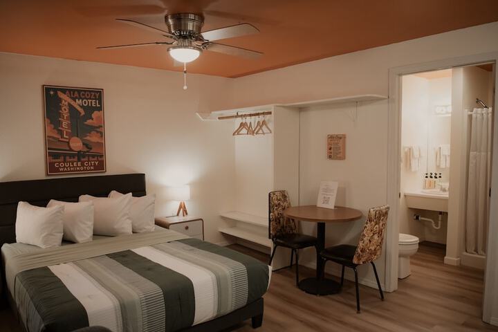 Room 15 of 41