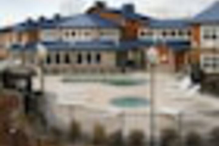 Pool 92 of 210