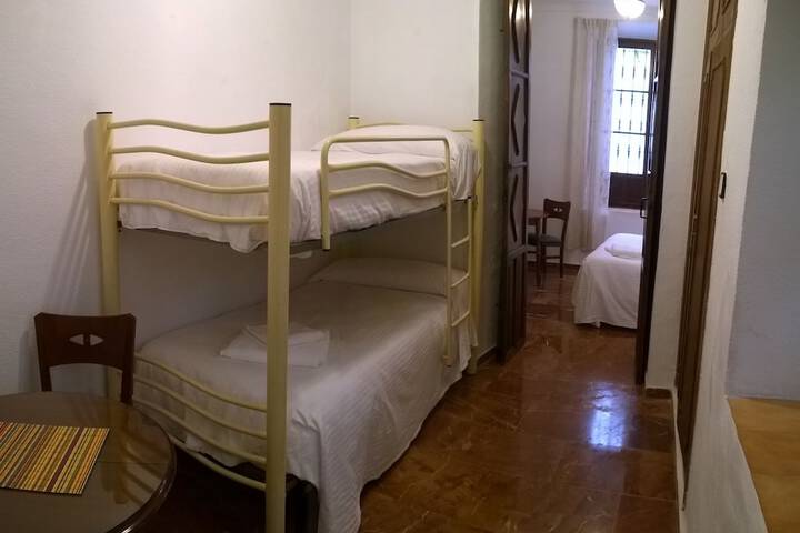 Room 13 of 62