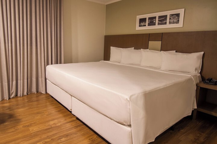 Room 5 of 46