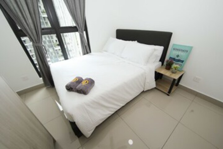 Room 14 of 15