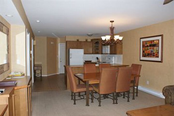 Room 13 of 21