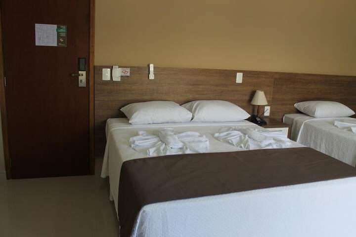Room 11 of 27