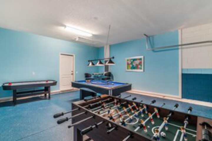 Room 16 of 21