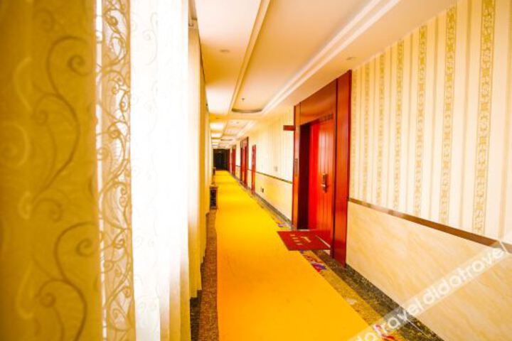Hotel Interior 12 of 14