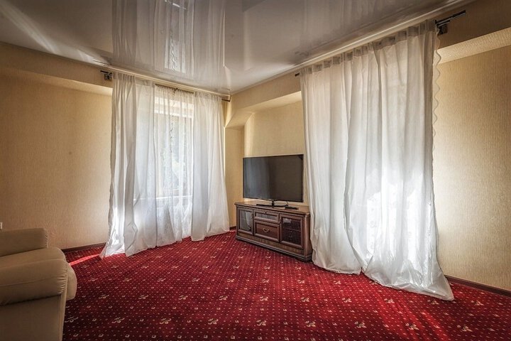 Room 26 of 57