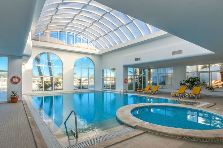 Pool 33 of 81
