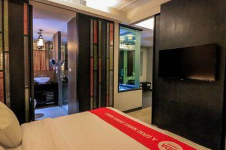 Room 5 of 43
