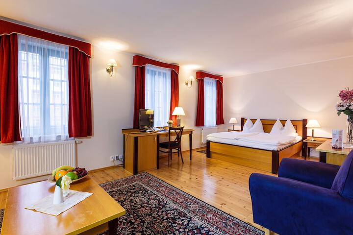 Room 14 of 64
