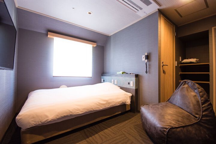 Room 25 of 79
