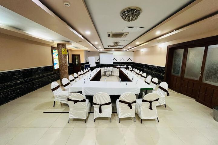Ballroom/Hall 22 of 46
