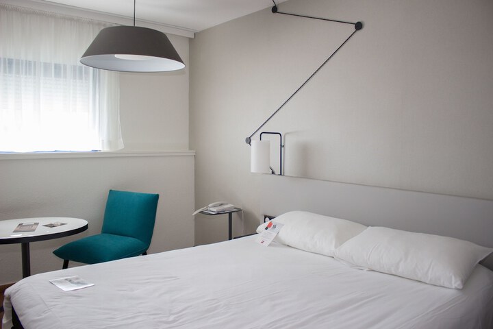 Room 8 of 78