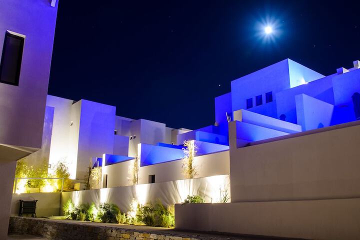 Hotel 185 of 214