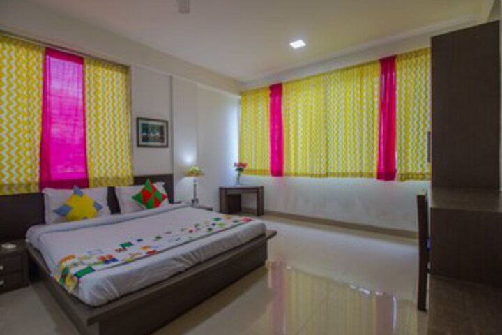 Room 18 of 25