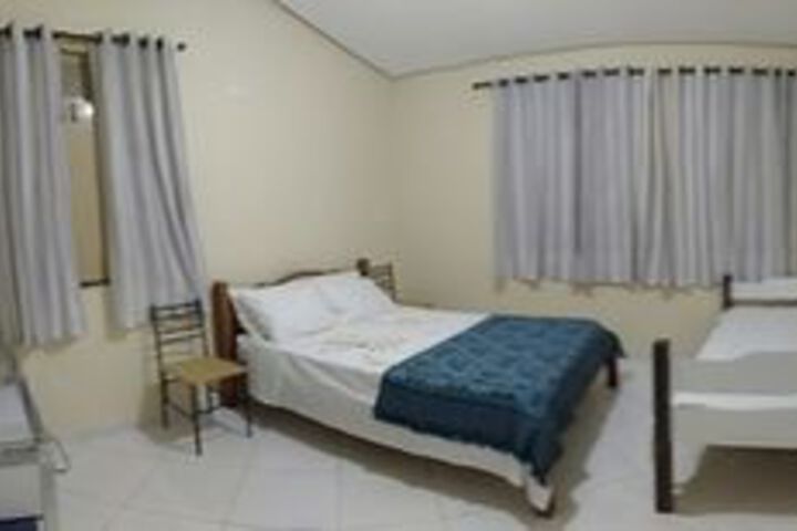 Room 11 of 20