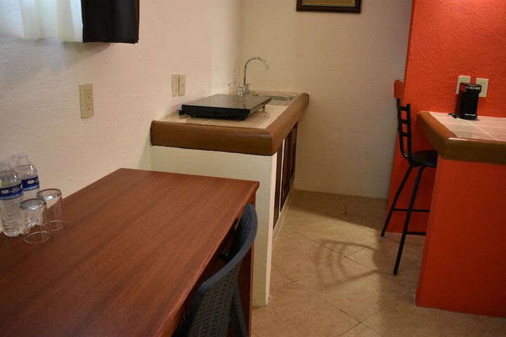Room 13 of 69