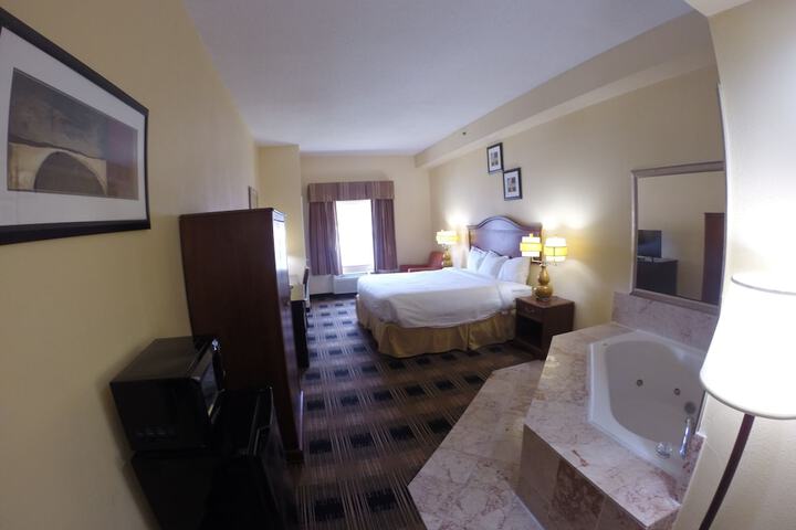 Room 14 of 50