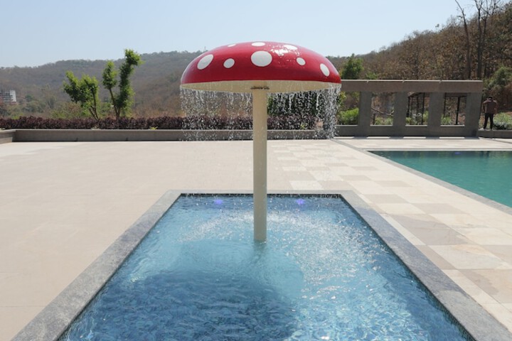 Pool 29 of 77