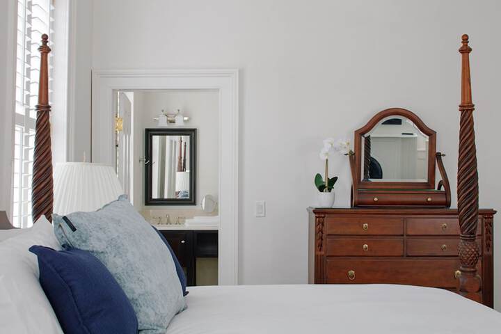 Room 15 of 81