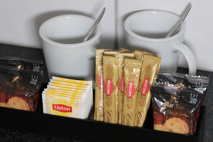 Breakfast/Coffee Service 24 of 50