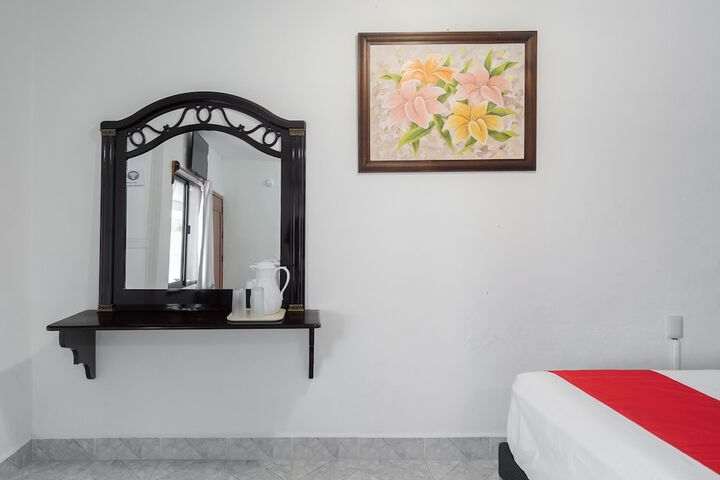 Room 2 of 35