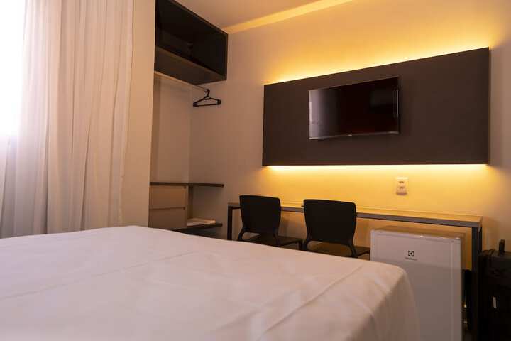Room 16 of 88