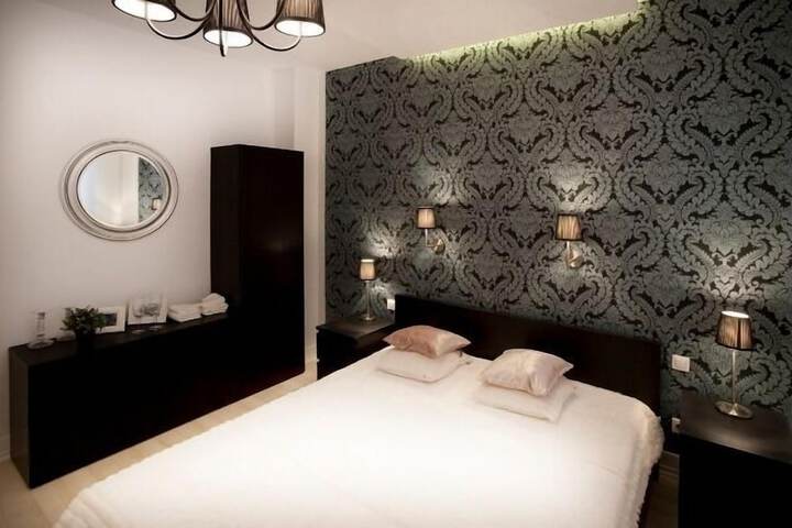 Room 73 of 183