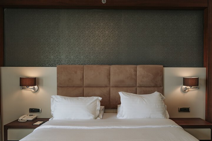 Room 15 of 81