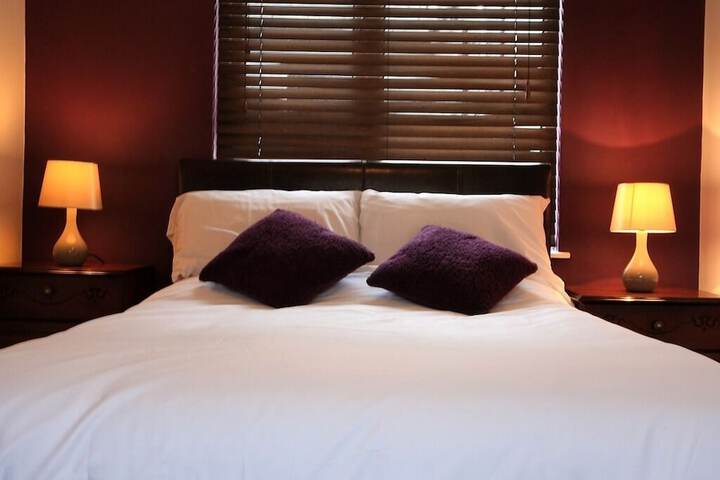 Room 4 of 14
