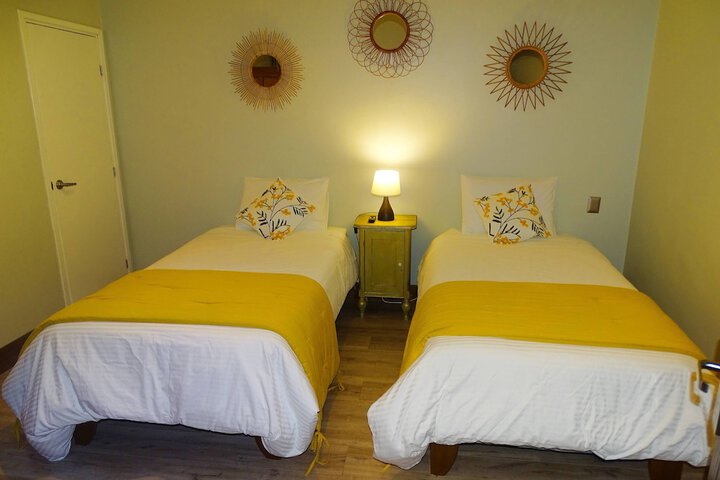 Room 8 of 20