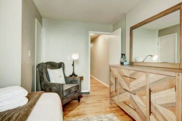 Room 18 of 23
