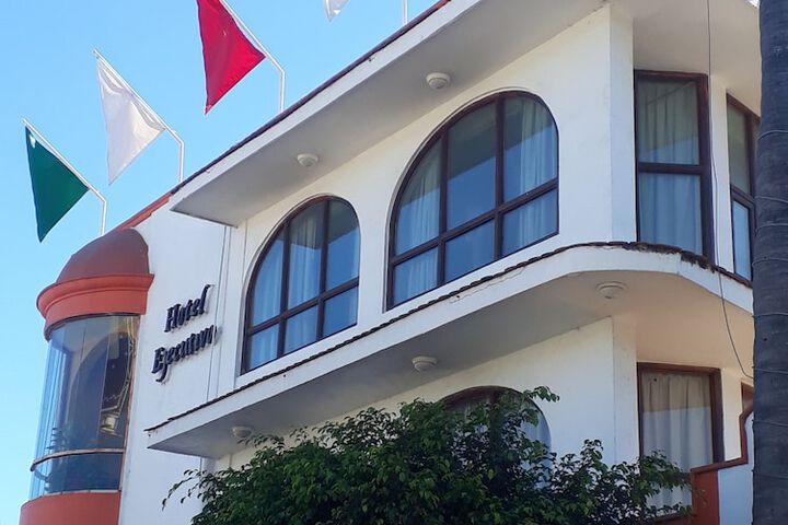 Hotel 52 of 54