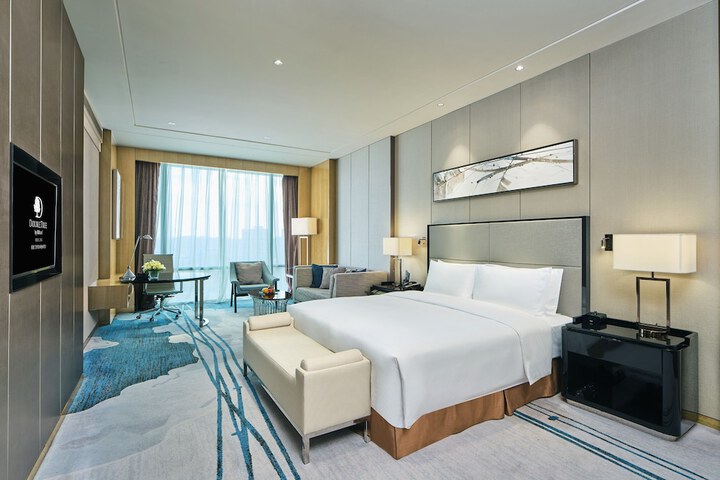 Room 16 of 58