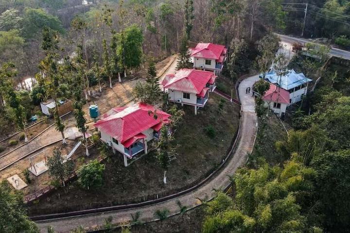 Exterior of Mountain Springs Resort