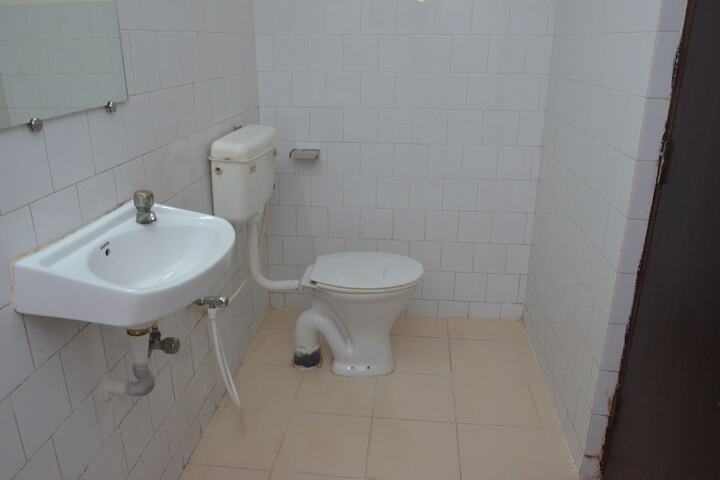Room 16 of 26