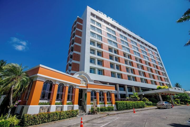 Hotel 73 of 74