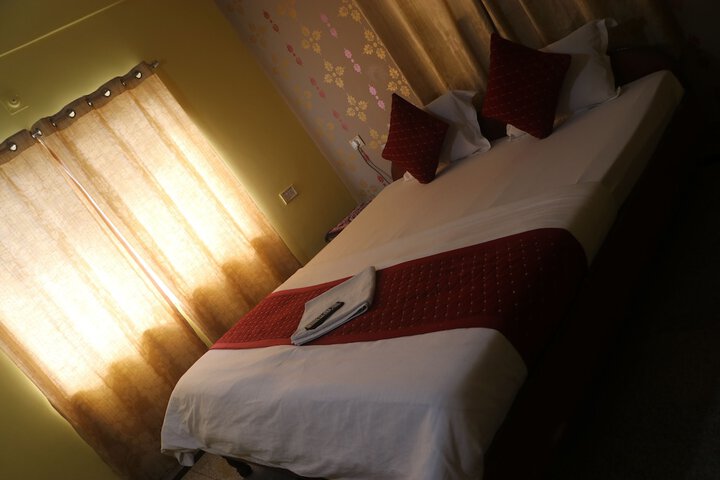 Room 37 of 50