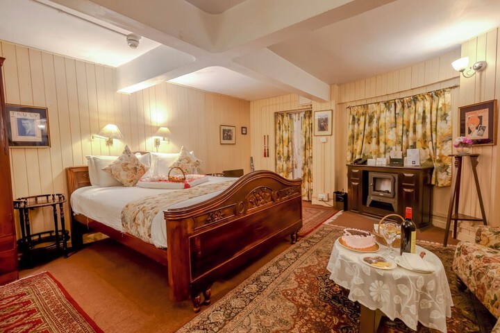 Room 21 of 52