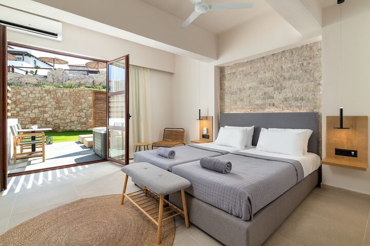 Room 2 of 49