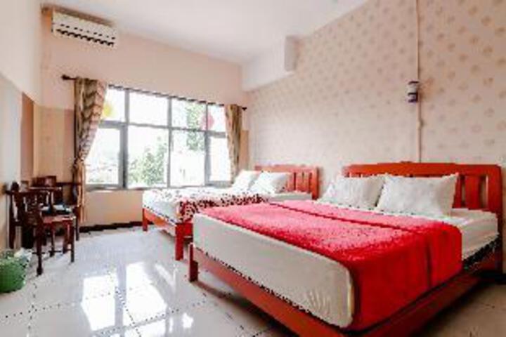 Room 14 of 23