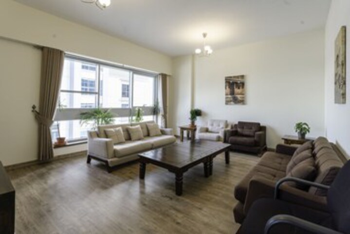 Room 14 of 23