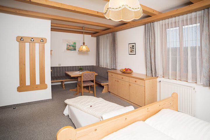 Room 7 of 64